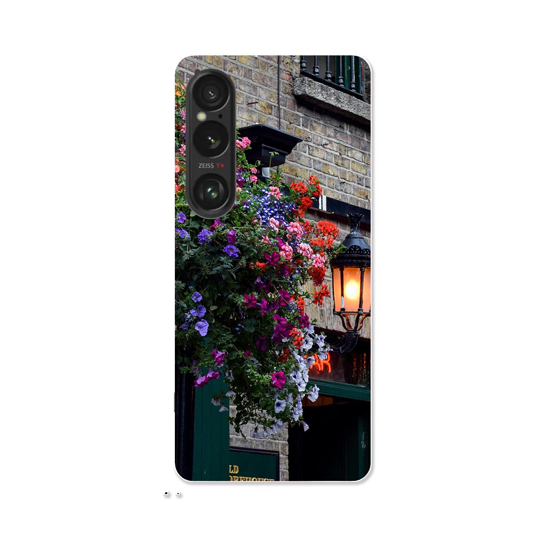 Xperia 1 VI 用 ハードケース SO-51E / SOG13 / A401SO 共通対応 ハード ケース so51e 対応 ケース カバー 026039 花　建物　灯