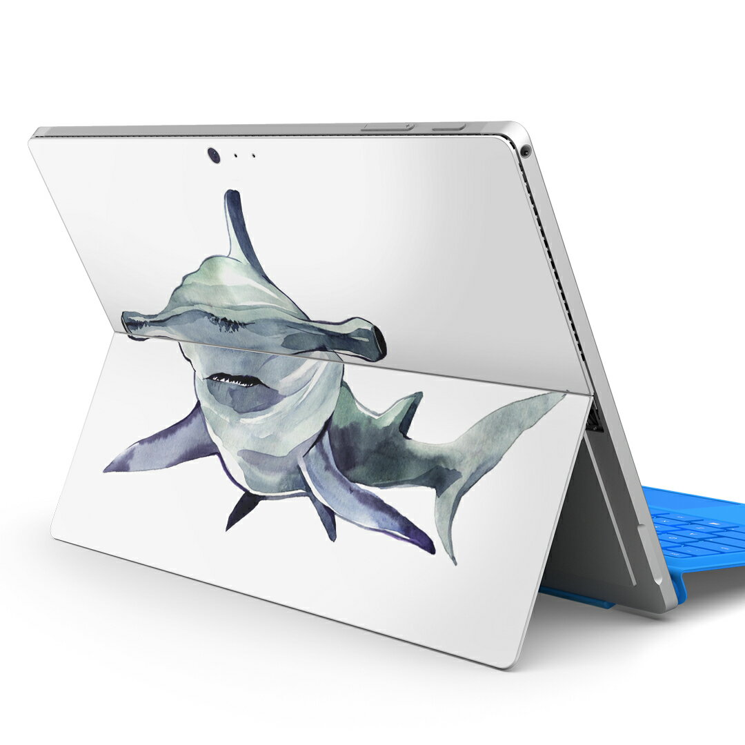 商品特徴・貼るだけでかんたん着せ替え、Surface pro 9 /pro 8 /pro X /pro 7 /2017 /4 専用デザインスキンシール・高精細プリントで写真と遜色のない仕上がり！半光沢シートでしっとりツヤのある表現力・ちょっとしたすり傷からSurface本体を保護・接着部はエアフリー素材で気泡の心配も軽減・再剥離素材なので貼り付け時の調整も安心注意事項画像はサンプルですので、ご覧の環境によっては多少色味に違いを感じる場合がございます。 イメージと違った、モニターと色味が異なるという理由での交換や返金はご対応出来かねます。スキンシールのみの販売で、本体は付属しません。また、シールは背面部用のみとなります。初回貼付時の位置調整や貼り直しは可能ですが、しっかりと押し付けて接着させた後の再剥離、再利用は保証しておりません。また接着部に油分や汚れが付着しますと角の部分は剥がれやすくなりますので、貼付時はあまり触れないようにご注意ください。無地のセミグロスシートにデザインをプリントした商品で、デコなどの加工はございません。 凹凸や光沢があるように見えたり布地や金属を素材にしたように見える商品もありますが、デザインの図版によるものです。印刷時に微妙な画像のズレが生じる場合がございます。ご注文後に1点1点制作する受注生産品の為、不良品以外のご返品や交換は固くお断りします。 発送について完全受注生産のハンドメイド商品となりますので、既製品と比べて発送までお時間を頂いています。 基本的に決済確認後、最大で10営業日での発送となります。繁忙期や休業日明けの場合はさらに時間がかかる場合があります。 その際には別途メールにてご連絡致します。メール便の場合、発送日から到着までに2?4日ほどかかる場合が多く、紛失などの保障もご対応できかねます。あらかじめご了承下さい。