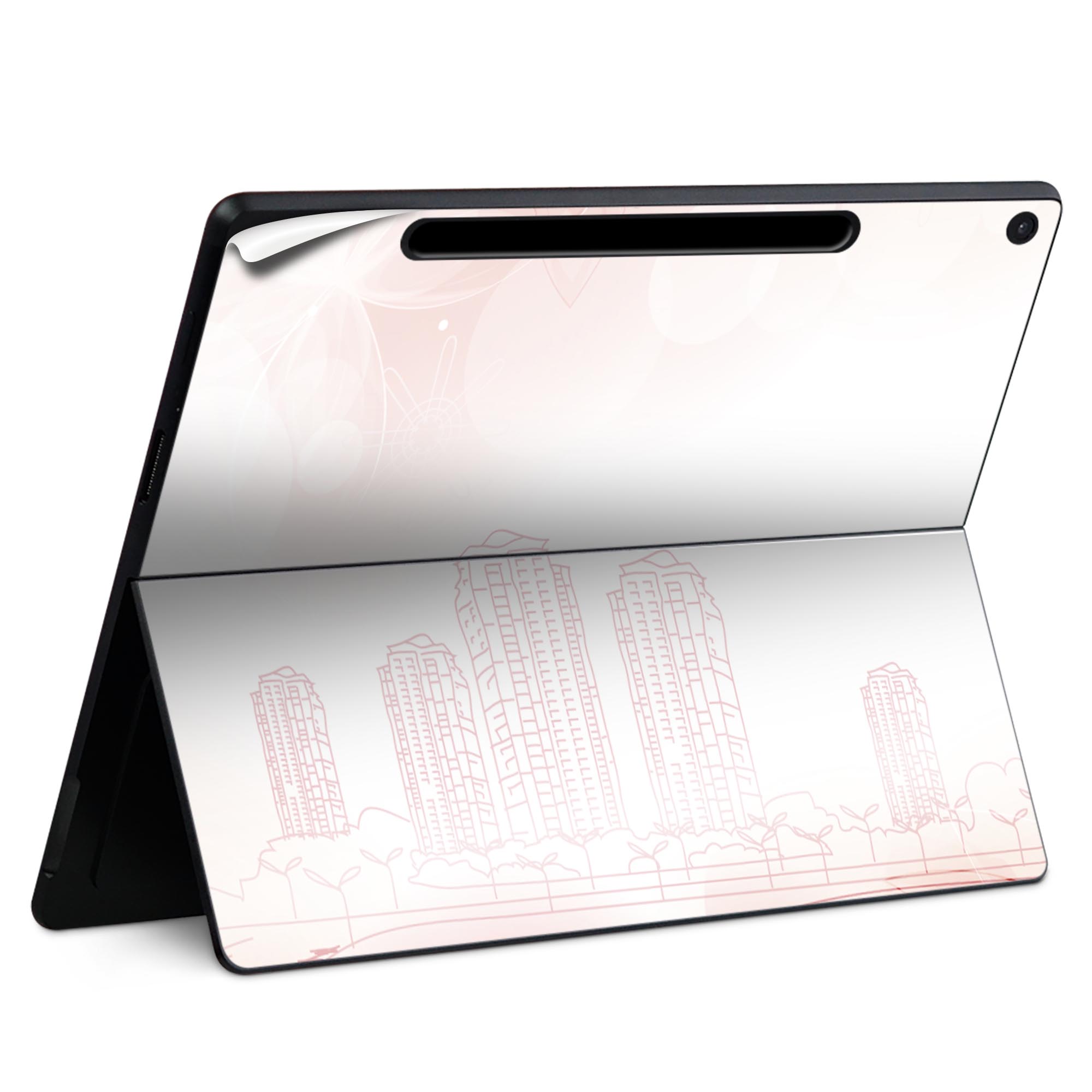 商品特徴・貼るだけでかんたん着せ替え、Surfac Pro 12インチ(2025) 共通対応デザインスキンシール・高精細プリントで写真と遜色のない仕上がり！半光沢シートでしっとりツヤのある表現力・ちょっとしたすり傷からSurface本体を保護・接着部はエアフリー素材で気泡の心配も軽減・再剥離素材なので貼り付け時の調整も安心注意事項画像はサンプルですので、ご覧の環境によっては多少色味に違いを感じる場合がございます。 イメージと違った、モニターと色味が異なるという理由での交換や返金はご対応出来かねます。スキンシールのみの販売で、本体は付属しません。また、シールは背面部用のみとなります。初回貼付時の位置調整や貼り直しは可能ですが、しっかりと押し付けて接着させた後の再剥離、再利用は保証しておりません。また接着部に油分や汚れが付着しますと角の部分は剥がれやすくなりますので、貼付時はあまり触れないようにご注意ください。無地のセミグロスシートにデザインをプリントした商品で、デコなどの加工はございません。 凹凸や光沢があるように見えたり布地や金属を素材にしたように見える商品もありますが、デザインの図版によるものです。印刷時に微妙な画像のズレが生じる場合がございます。ご注文後に1点1点制作する受注生産品の為、不良品以外のご返品や交換は固くお断りします。 発送について完全受注生産のハンドメイド商品となりますので、既製品と比べて発送までお時間を頂いています。 基本的に決済確認後、最大で10営業日での発送となります。繁忙期や休業日明けの場合はさらに時間がかかる場合があります。 その際には別途メールにてご連絡致します。メール便の場合、発送日から到着までに2?4日ほどかかる場合が多く、紛失などの保障もご対応できかねます。あらかじめご了承下さい。