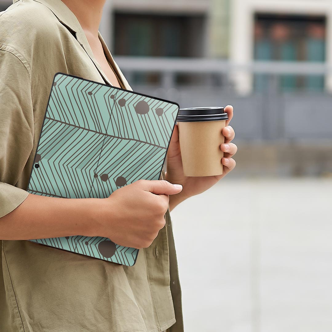 Surface Pro11(2024) / Pro10(for Business) / Pro9(2022) 共通対応 背面 保護 デザイン スキンシール Pro8/ProX 各種対応 000225 緑 デザイン