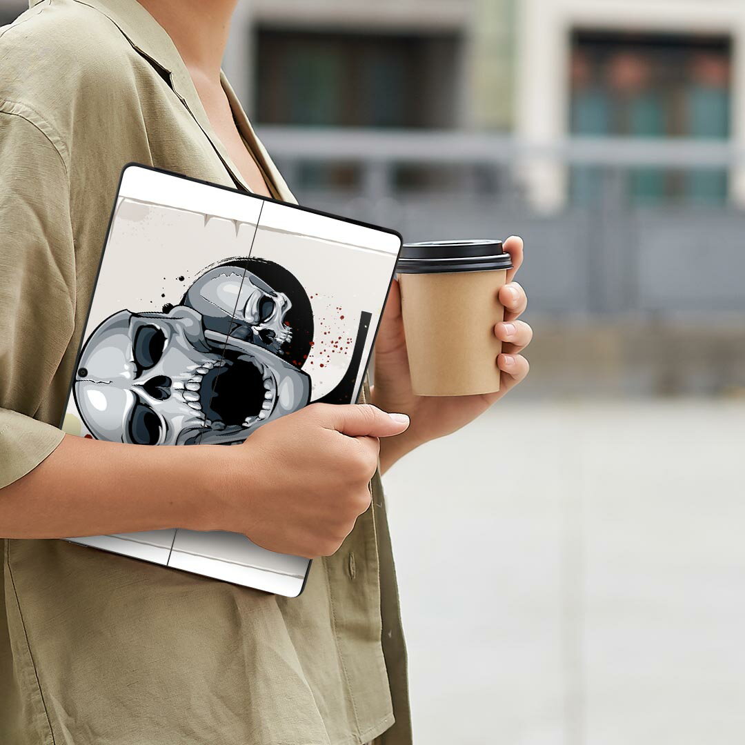 Surface Pro11(2024) / Pro10(for Business) / Pro9(2022) 共通対応 背面 保護 デザイン スキンシール Pro8/ProX 各種対応 002966 ドクロ 骸骨 トランプ