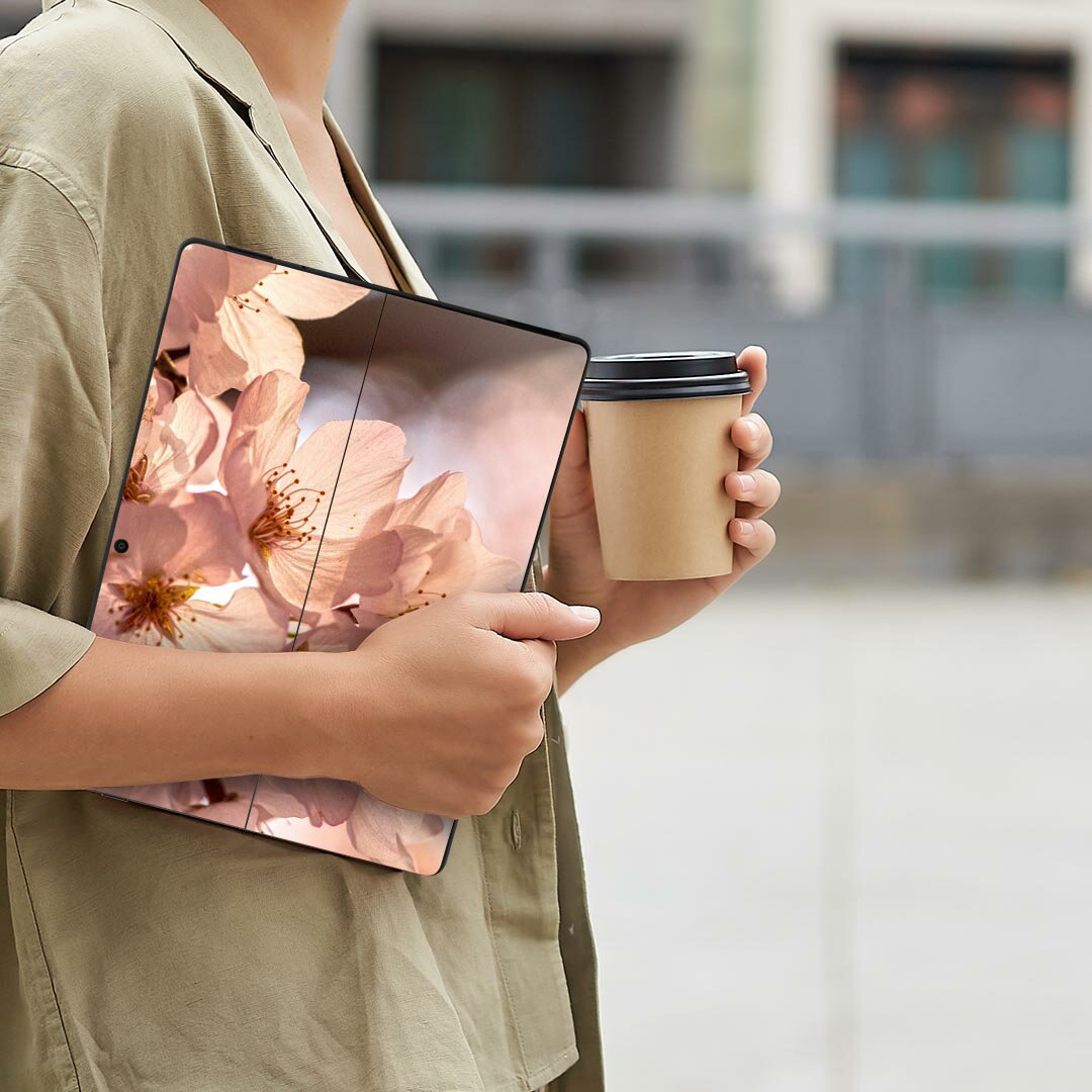 Surface Pro11(2024) / Pro10(for Business) / Pro9(2022) 共通対応 背面 保護 デザイン スキンシール Pro8/ProX 各種対応 023826 花 フラワー 桜