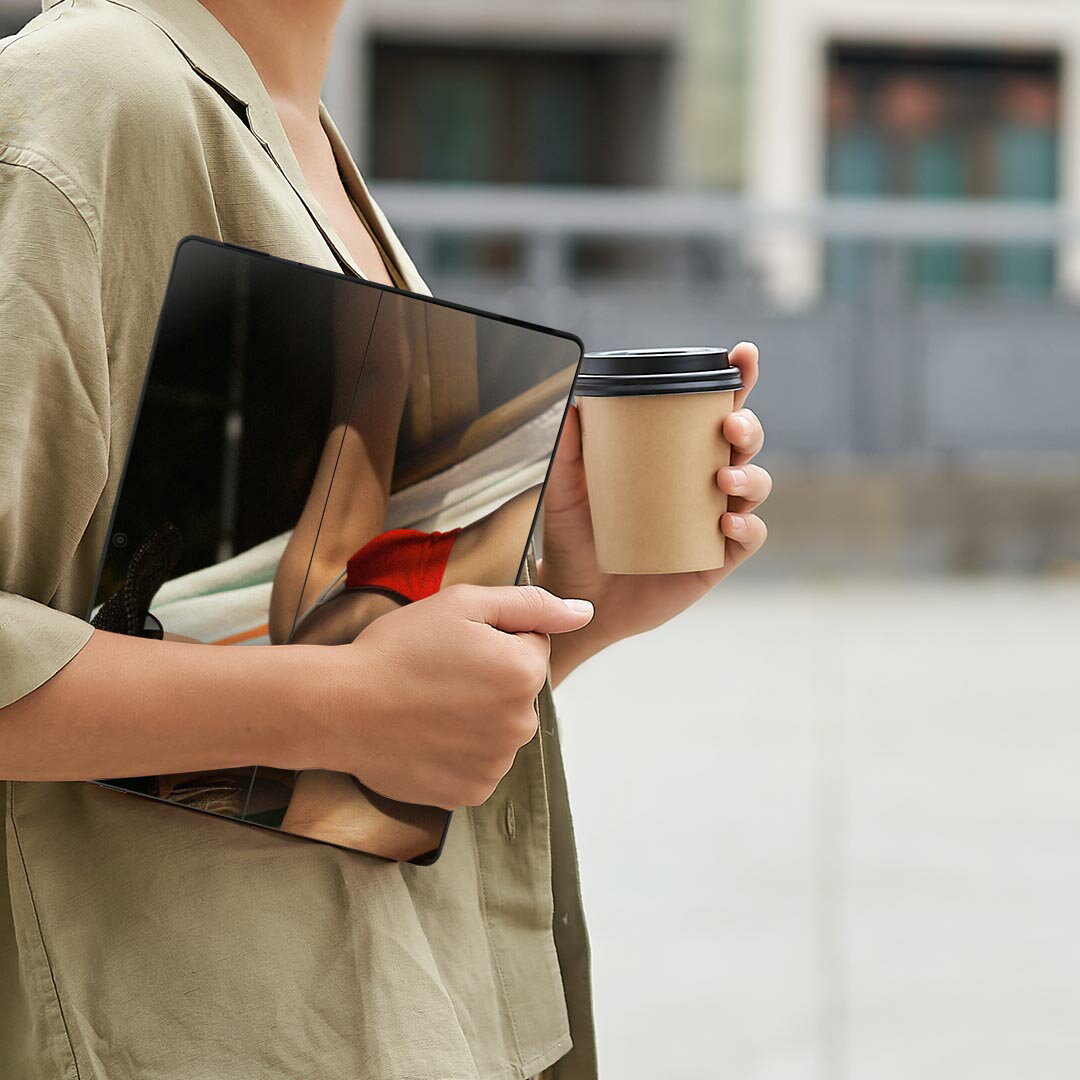 Surface Pro11(2024) / Pro10(for Business) / Pro9(2022) 共通対応 背面 保護 デザイン スキンシール Pro8/ProX 各種対応 033864 女性 水着