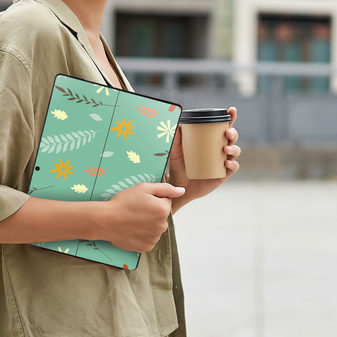 Surface Pro11(2024) / Pro10(for Business) / Pro9(2022) 共通対応 背面 保護 デザイン スキンシール Pro8/ProX 各種対応 050062