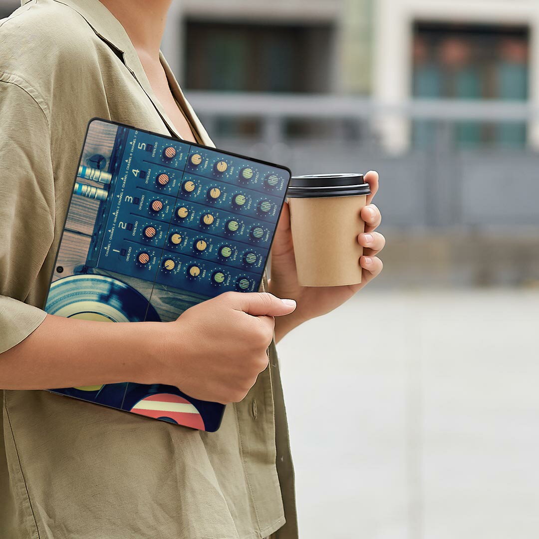 Surface Pro11(2024) / Pro10(for Business) / Pro9(2022) 共通対応 背面 保護 デザイン スキンシール Pro8/ProX 各種対応 012566 レコード 音楽 かっこいい