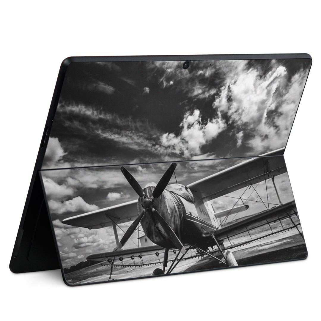 Surface Pro11(2024) / Pro10(for Business) / Pro9(2022) 共通対応 背面 保護 デザイン スキンシール Pro8/ProX 各種対応 011903 飛行機 モノトーン 空