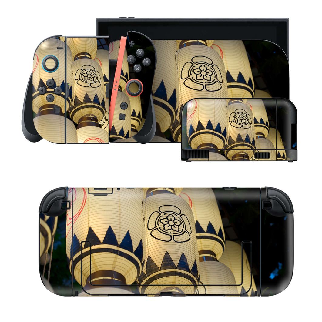 Nintendo Switch 2 用のデザインスキンシール。本体裏面・ドック正面・ドック側面・Joy-Con 2 用の4面セット。20,000柄以上から選べる、貼るデザイン。