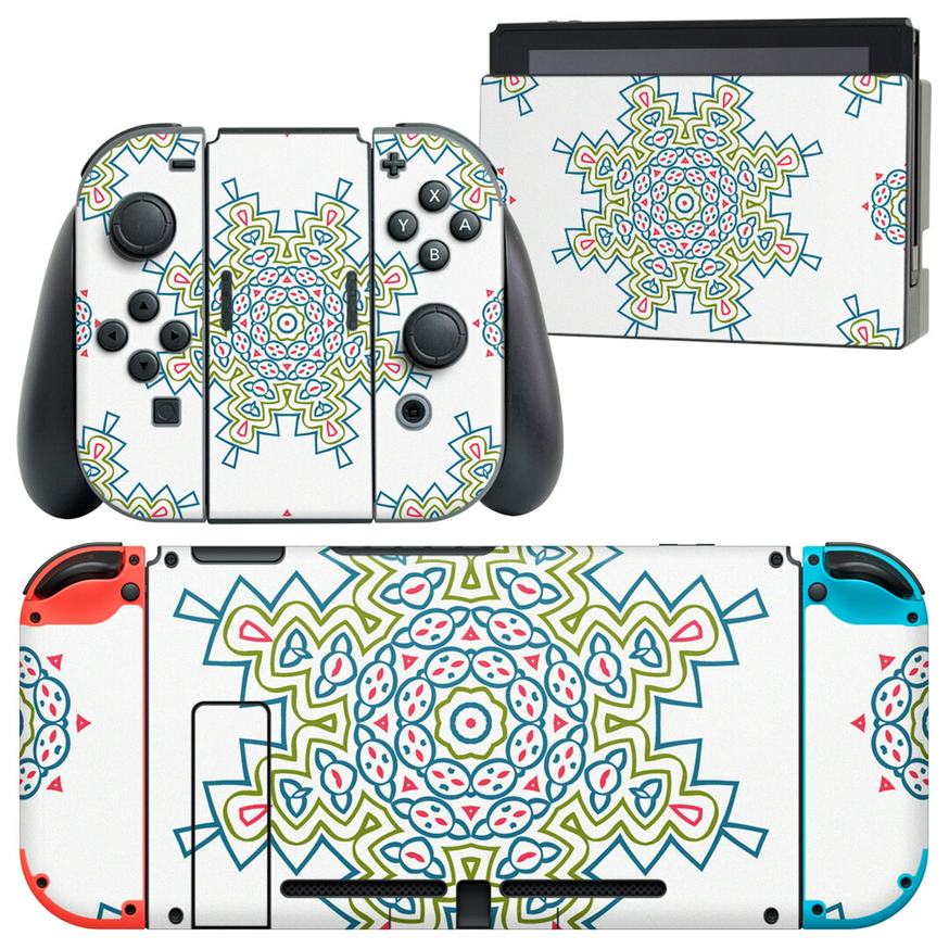 製品名 Nintendo Switch 本体裏面＆ドック正面＆ジョイコン専用 デザインスキンシール セット内容 Nintendo Switch 本体＆ドック＆ジョイコン用スキンシール（各1枚） ニンテンドースイッチ専用です。携帯機のSwitch LiteやProコンには対応していません。 商品特徴 再剥離性シートを素材に採用し、細かな位置調整がしやすく貼り直しが容易です。専用の業務プリンターを使い、商品画像と遜色のない美しい印刷仕上がり。 注意事項 画像はサンプルですので、ご覧の環境によっては多少色味に違いを感じる場合がございます。 イメージと違った、モニターと色味が異なるという理由での交換や返金はご対応出来かねます。スキンシールのみの販売で、ニンテンドースイッチ本体などは付属しません。シワができた場合、ドライヤーなどで軽く温め、外側に向けてシワを伸ばすように貼ってください。初回貼付時の位置調整や貼り直しは可能ですが、しっかりと押し付けて接着させた後の再剥離、再利用は保証しておりません。また接着部に油分や汚れが付着しますと角の部分は剥がれやすくなりますので、貼付時はあまり触れないようにご注意ください。無地のセミグロスシートにデザインをプリントした商品で、デコなどの加工はございません。 凹凸や光沢があるように見えたり布地や金属を素材にしたように見える商品もありますが、デザインの図版によるものです。印刷時に微妙な画像のズレが生じる場合がございます。ご注文後に1点1点制作する受注生産品の為、不良品以外のご返品や交換は固くお断りします。当店における繰り返しの実機テストでは問題ありませんでしたが、経過年数や使用環境により、シールを剥がす際に本体の塗装が一部剥がれる可能性があります。恐れ入りますが、万が一そのような状況になった場合でも当店ではゲーム機本体の保証は出来かねますので、予めご理解の上お求めください。 商品発送 完全受注生産のハンドメイド商品となりますので、既製品と比べて発送までお時間を頂いています。 基本的に決済確認後2?3営業日、最大で10営業日での発送となります。繁忙期や休業日明けの場合はさらに時間がかかる場合があります。 その際には別途メールにてご連絡致します。メール便の場合、発送日から到着までに2?4日ほどかかる場合が多く、紛失などの保障もご対応できかねます。あらかじめご了承下さい。