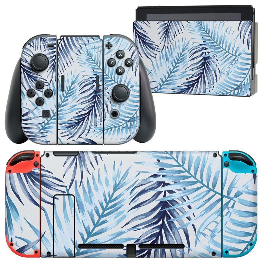 製品名 Nintendo Switch 本体裏面＆ドック正面＆ジョイコン専用 デザインスキンシール セット内容 Nintendo Switch 本体＆ドック＆ジョイコン用スキンシール（各1枚） ニンテンドースイッチ専用です。携帯機のSwitch LiteやProコンには対応していません。 商品特徴 再剥離性シートを素材に採用し、細かな位置調整がしやすく貼り直しが容易です。専用の業務プリンターを使い、商品画像と遜色のない美しい印刷仕上がり。 注意事項 画像はサンプルですので、ご覧の環境によっては多少色味に違いを感じる場合がございます。 イメージと違った、モニターと色味が異なるという理由での交換や返金はご対応出来かねます。スキンシールのみの販売で、ニンテンドースイッチ本体などは付属しません。シワができた場合、ドライヤーなどで軽く温め、外側に向けてシワを伸ばすように貼ってください。初回貼付時の位置調整や貼り直しは可能ですが、しっかりと押し付けて接着させた後の再剥離、再利用は保証しておりません。また接着部に油分や汚れが付着しますと角の部分は剥がれやすくなりますので、貼付時はあまり触れないようにご注意ください。無地のセミグロスシートにデザインをプリントした商品で、デコなどの加工はございません。 凹凸や光沢があるように見えたり布地や金属を素材にしたように見える商品もありますが、デザインの図版によるものです。印刷時に微妙な画像のズレが生じる場合がございます。ご注文後に1点1点制作する受注生産品の為、不良品以外のご返品や交換は固くお断りします。当店における繰り返しの実機テストでは問題ありませんでしたが、経過年数や使用環境により、シールを剥がす際に本体の塗装が一部剥がれる可能性があります。恐れ入りますが、万が一そのような状況になった場合でも当店ではゲーム機本体の保証は出来かねますので、予めご理解の上お求めください。 商品発送 完全受注生産のハンドメイド商品となりますので、既製品と比べて発送までお時間を頂いています。 基本的に決済確認後2?3営業日、最大で10営業日での発送となります。繁忙期や休業日明けの場合はさらに時間がかかる場合があります。 その際には別途メールにてご連絡致します。メール便の場合、発送日から到着までに2?4日ほどかかる場合が多く、紛失などの保障もご対応できかねます。あらかじめご了承下さい。