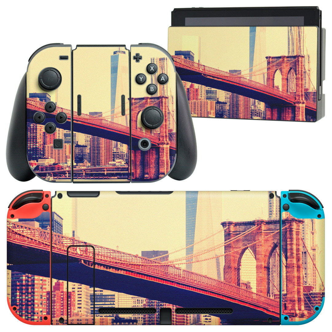 製品名 Nintendo Switch 本体裏面＆ドック正面＆ジョイコン専用 デザインスキンシール セット内容 Nintendo Switch 本体＆ドック＆ジョイコン用スキンシール（各1枚） ニンテンドースイッチ専用です。携帯機のSwitch LiteやProコンには対応していません。 商品特徴 再剥離性シートを素材に採用し、細かな位置調整がしやすく貼り直しが容易です。専用の業務プリンターを使い、商品画像と遜色のない美しい印刷仕上がり。 注意事項 画像はサンプルですので、ご覧の環境によっては多少色味に違いを感じる場合がございます。 イメージと違った、モニターと色味が異なるという理由での交換や返金はご対応出来かねます。スキンシールのみの販売で、ニンテンドースイッチ本体などは付属しません。シワができた場合、ドライヤーなどで軽く温め、外側に向けてシワを伸ばすように貼ってください。初回貼付時の位置調整や貼り直しは可能ですが、しっかりと押し付けて接着させた後の再剥離、再利用は保証しておりません。また接着部に油分や汚れが付着しますと角の部分は剥がれやすくなりますので、貼付時はあまり触れないようにご注意ください。無地のセミグロスシートにデザインをプリントした商品で、デコなどの加工はございません。 凹凸や光沢があるように見えたり布地や金属を素材にしたように見える商品もありますが、デザインの図版によるものです。印刷時に微妙な画像のズレが生じる場合がございます。ご注文後に1点1点制作する受注生産品の為、不良品以外のご返品や交換は固くお断りします。当店における繰り返しの実機テストでは問題ありませんでしたが、経過年数や使用環境により、シールを剥がす際に本体の塗装が一部剥がれる可能性があります。恐れ入りますが、万が一そのような状況になった場合でも当店ではゲーム機本体の保証は出来かねますので、予めご理解の上お求めください。 商品発送 完全受注生産のハンドメイド商品となりますので、既製品と比べて発送までお時間を頂いています。 基本的に決済確認後2?3営業日、最大で10営業日での発送となります。繁忙期や休業日明けの場合はさらに時間がかかる場合があります。 その際には別途メールにてご連絡致します。メール便の場合、発送日から到着までに2?4日ほどかかる場合が多く、紛失などの保障もご対応できかねます。あらかじめご了承下さい。
