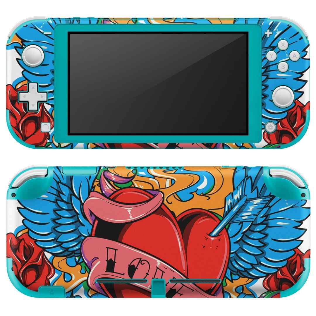 製品名 Nintendo Switch Lite専用 デザインスキンシール セット内容 Nintendo Switch Lite本体用スキンシール（裏表）各1枚 ※液晶側シールは2パーツに分かれていますニンテンドースイッチライト専用です。据え置き機のSwitch本体やJoyコンには対応していません。 商品特徴 3M社製の再剥離性シートを素材に採用し、細かな位置調整がしやすく貼り直しが容易です。また、エアフリーでもありますので気泡が簡単に逃げるので、キレイに貼ることができます。専用の業務プリンターを使い、商品画像と遜色のない美しい印刷仕上がり。 注意事項 画像はサンプルですので、ご覧の環境によっては多少色味に違いを感じる場合がございます。 イメージと違った、モニターと色味が異なるという理由での交換や返金はご対応出来かねます。スキンシールのみの販売で、ニンテンドースイッチ本体などは付属しません。シワができた場合、ドライヤーなどで軽く温め、外側に向けてシワを伸ばすように貼ってください。初回貼付時の位置調整や貼り直しは可能ですが、しっかりと押し付けて接着させた後の再剥離、再利用は保証しておりません。また接着部に油分や汚れが付着しますと角の部分は剥がれやすくなりますので、貼付時はあまり触れないようにご注意ください。無地のセミグロスシートにデザインをプリントした商品で、デコなどの加工はございません。 凹凸や光沢があるように見えたり布地や金属を素材にしたように見える商品もありますが、デザインの図版によるものです。印刷時に微妙な画像のズレが生じる場合がございます。ご注文後に1点1点制作する受注生産品の為、不良品以外のご返品や交換は固くお断りします。 商品発送 完全受注生産のハンドメイド商品となりますので、既製品と比べて発送までお時間を頂いています。 基本的に決済確認後2?3営業日、最大で10営業日での発送となります。繁忙期や休業日明けの場合はさらに時間がかかる場合があります。 その際には別途メールにてご連絡致します。メール便の場合、発送日から到着までに2?4日ほどかかる場合が多く、紛失などの保障もご対応できかねます。あらかじめご了承下さい。
