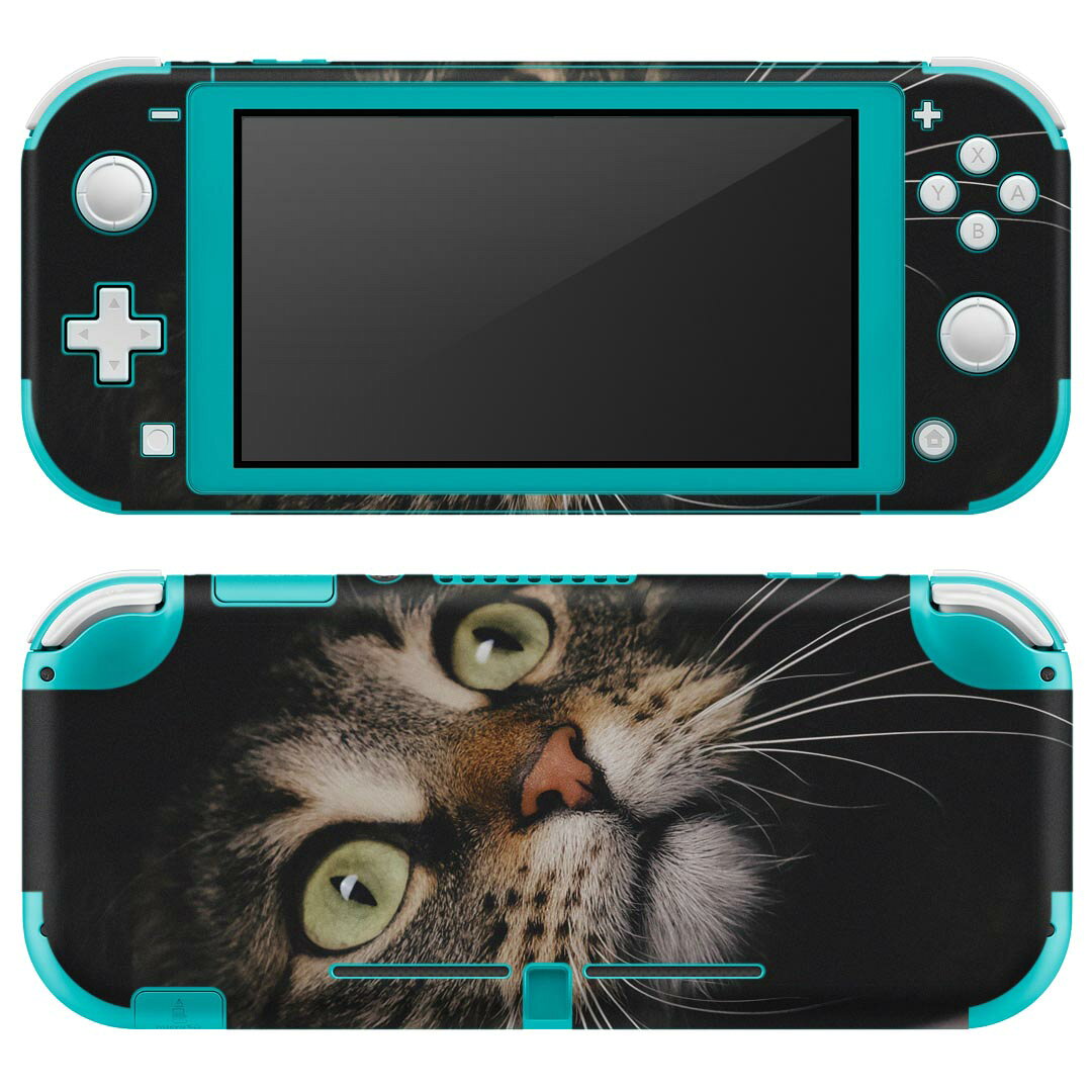 製品名 Nintendo Switch Lite専用 デザインスキンシール セット内容 Nintendo Switch Lite本体用スキンシール（裏表）各1枚 ※液晶側シールは2パーツに分かれていますニンテンドースイッチライト専用です。据え置き機のSwitch本体やJoyコンには対応していません。 商品特徴 3M社製の再剥離性シートを素材に採用し、細かな位置調整がしやすく貼り直しが容易です。また、エアフリーでもありますので気泡が簡単に逃げるので、キレイに貼ることができます。専用の業務プリンターを使い、商品画像と遜色のない美しい印刷仕上がり。 注意事項 画像はサンプルですので、ご覧の環境によっては多少色味に違いを感じる場合がございます。 イメージと違った、モニターと色味が異なるという理由での交換や返金はご対応出来かねます。スキンシールのみの販売で、ニンテンドースイッチ本体などは付属しません。シワができた場合、ドライヤーなどで軽く温め、外側に向けてシワを伸ばすように貼ってください。初回貼付時の位置調整や貼り直しは可能ですが、しっかりと押し付けて接着させた後の再剥離、再利用は保証しておりません。また接着部に油分や汚れが付着しますと角の部分は剥がれやすくなりますので、貼付時はあまり触れないようにご注意ください。無地のセミグロスシートにデザインをプリントした商品で、デコなどの加工はございません。 凹凸や光沢があるように見えたり布地や金属を素材にしたように見える商品もありますが、デザインの図版によるものです。印刷時に微妙な画像のズレが生じる場合がございます。ご注文後に1点1点制作する受注生産品の為、不良品以外のご返品や交換は固くお断りします。 商品発送 完全受注生産のハンドメイド商品となりますので、既製品と比べて発送までお時間を頂いています。 基本的に決済確認後2?3営業日、最大で10営業日での発送となります。繁忙期や休業日明けの場合はさらに時間がかかる場合があります。 その際には別途メールにてご連絡致します。メール便の場合、発送日から到着までに2?4日ほどかかる場合が多く、紛失などの保障もご対応できかねます。あらかじめご了承下さい。