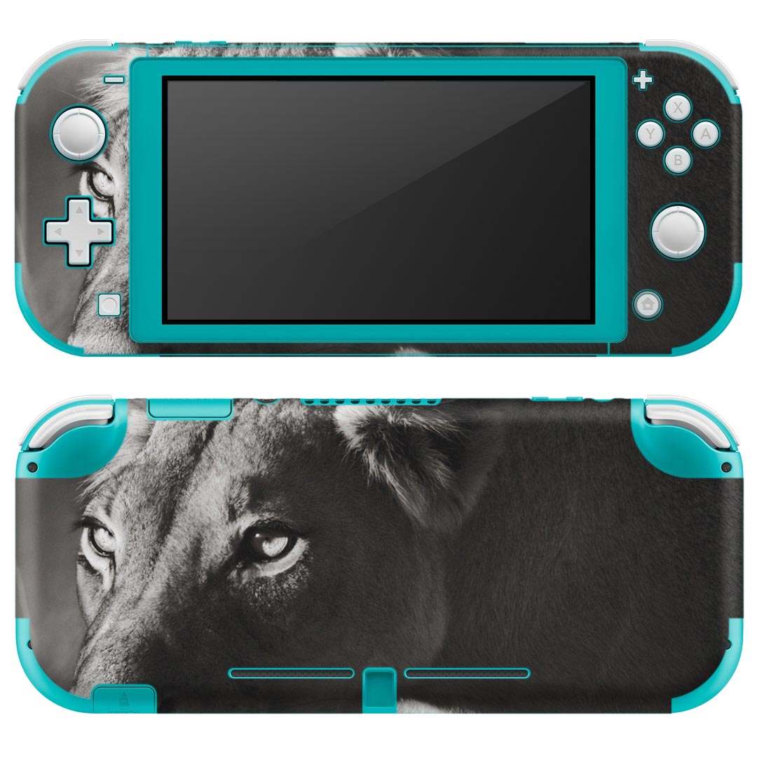 igsticker Nintendo Switch Lite 専用 デザインスキンシール 全面 ニンテンドー スイッチ ライト 専用 ゲーム機 カバー アクセサリー フィルム ステッカー エアフリー 007806 写真　モノクロ　ライオン