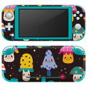 製品名 Nintendo Switch Lite専用 デザインスキンシール セット内容 Nintendo Switch Lite本体用スキンシール（裏表）各1枚 ※液晶側シールは2パーツに分かれていますニンテンドースイッチライト専用です。据え置き機のSwitch本体やJoyコンには対応していません。 商品特徴 3M社製の再剥離性シートを素材に採用し、細かな位置調整がしやすく貼り直しが容易です。また、エアフリーでもありますので気泡が簡単に逃げるので、キレイに貼ることができます。専用の業務プリンターを使い、商品画像と遜色のない美しい印刷仕上がり。 注意事項 画像はサンプルですので、ご覧の環境によっては多少色味に違いを感じる場合がございます。 イメージと違った、モニターと色味が異なるという理由での交換や返金はご対応出来かねます。スキンシールのみの販売で、ニンテンドースイッチ本体などは付属しません。シワができた場合、ドライヤーなどで軽く温め、外側に向けてシワを伸ばすように貼ってください。初回貼付時の位置調整や貼り直しは可能ですが、しっかりと押し付けて接着させた後の再剥離、再利用は保証しておりません。また接着部に油分や汚れが付着しますと角の部分は剥がれやすくなりますので、貼付時はあまり触れないようにご注意ください。無地のセミグロスシートにデザインをプリントした商品で、デコなどの加工はございません。 凹凸や光沢があるように見えたり布地や金属を素材にしたように見える商品もありますが、デザインの図版によるものです。印刷時に微妙な画像のズレが生じる場合がございます。ご注文後に1点1点制作する受注生産品の為、不良品以外のご返品や交換は固くお断りします。 商品発送 完全受注生産のハンドメイド商品となりますので、既製品と比べて発送までお時間を頂いています。 基本的に決済確認後2?3営業日、最大で10営業日での発送となります。繁忙期や休業日明けの場合はさらに時間がかかる場合があります。 その際には別途メールにてご連絡致します。メール便の場合、発送日から到着までに2?4日ほどかかる場合が多く、紛失などの保障もご対応できかねます。あらかじめご了承下さい。