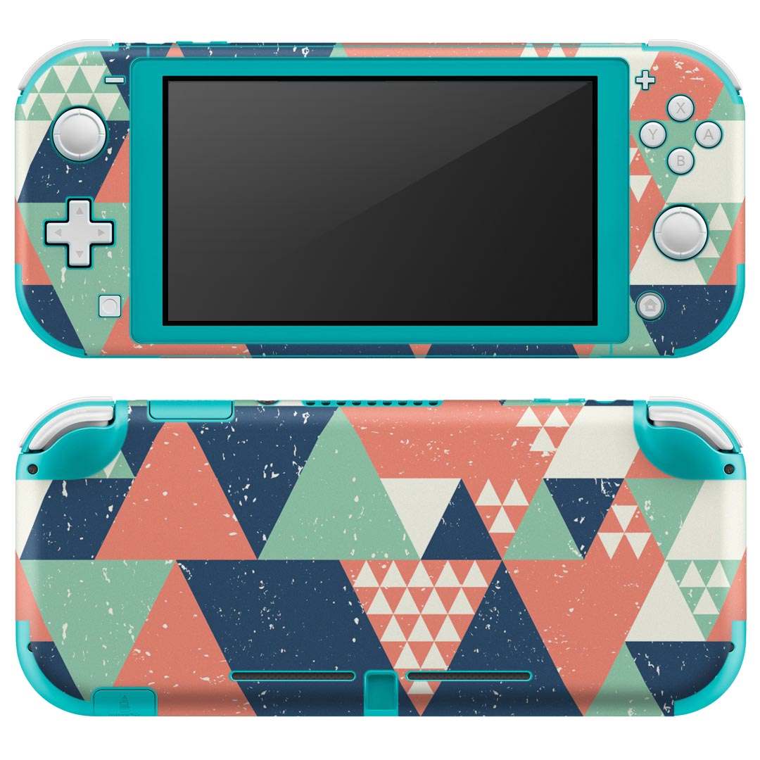 製品名 Nintendo Switch Lite専用 デザインスキンシール セット内容 Nintendo Switch Lite本体用スキンシール（裏表）各1枚 ※液晶側シールは2パーツに分かれていますニンテンドースイッチライト専用です。据え置き機のSwitch本体やJoyコンには対応していません。 商品特徴 3M社製の再剥離性シートを素材に採用し、細かな位置調整がしやすく貼り直しが容易です。また、エアフリーでもありますので気泡が簡単に逃げるので、キレイに貼ることができます。専用の業務プリンターを使い、商品画像と遜色のない美しい印刷仕上がり。 注意事項 画像はサンプルですので、ご覧の環境によっては多少色味に違いを感じる場合がございます。 イメージと違った、モニターと色味が異なるという理由での交換や返金はご対応出来かねます。スキンシールのみの販売で、ニンテンドースイッチ本体などは付属しません。シワができた場合、ドライヤーなどで軽く温め、外側に向けてシワを伸ばすように貼ってください。初回貼付時の位置調整や貼り直しは可能ですが、しっかりと押し付けて接着させた後の再剥離、再利用は保証しておりません。また接着部に油分や汚れが付着しますと角の部分は剥がれやすくなりますので、貼付時はあまり触れないようにご注意ください。無地のセミグロスシートにデザインをプリントした商品で、デコなどの加工はございません。 凹凸や光沢があるように見えたり布地や金属を素材にしたように見える商品もありますが、デザインの図版によるものです。印刷時に微妙な画像のズレが生じる場合がございます。ご注文後に1点1点制作する受注生産品の為、不良品以外のご返品や交換は固くお断りします。 商品発送 完全受注生産のハンドメイド商品となりますので、既製品と比べて発送までお時間を頂いています。 基本的に決済確認後2?3営業日、最大で10営業日での発送となります。繁忙期や休業日明けの場合はさらに時間がかかる場合があります。 その際には別途メールにてご連絡致します。メール便の場合、発送日から到着までに2?4日ほどかかる場合が多く、紛失などの保障もご対応できかねます。あらかじめご了承下さい。