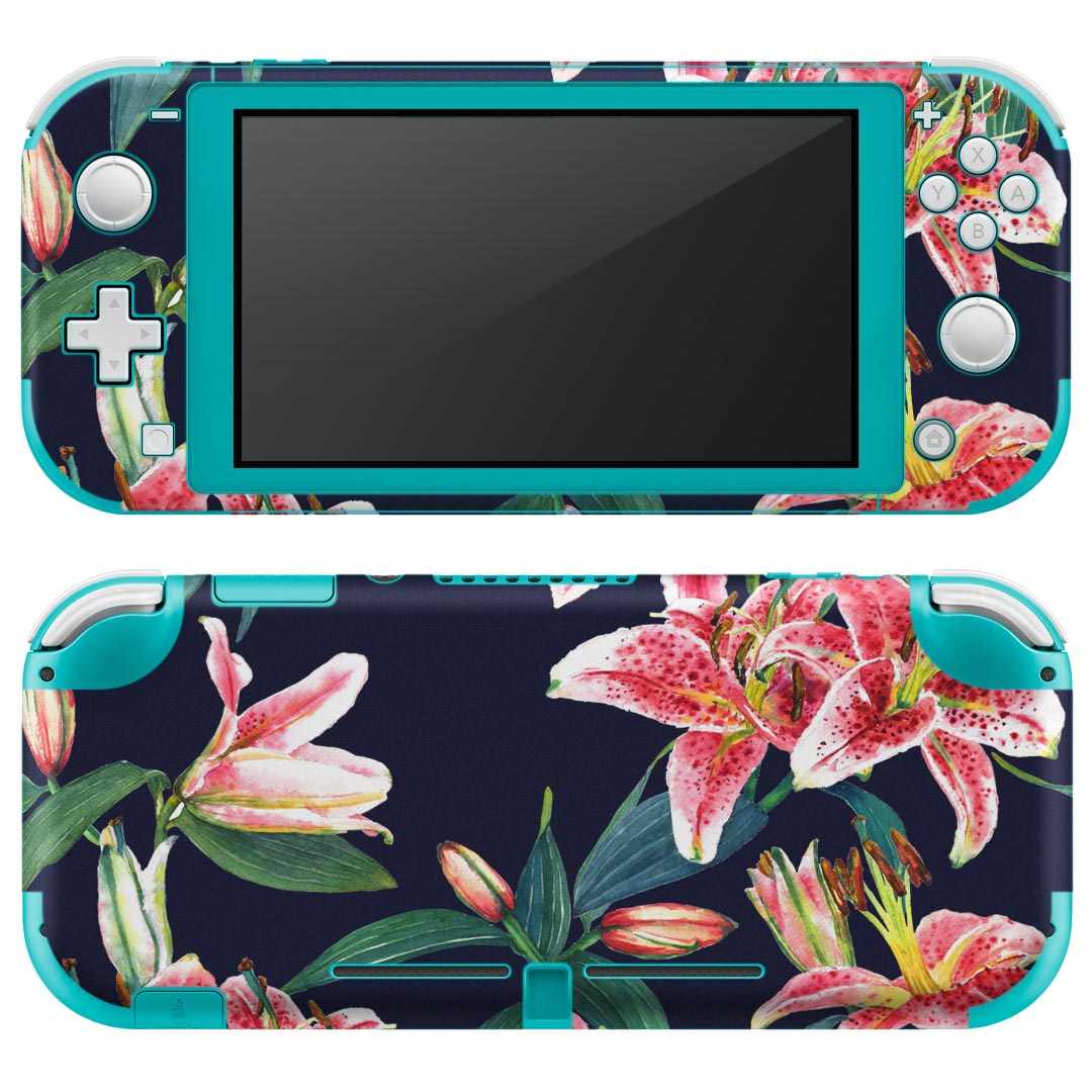 製品名 Nintendo Switch Lite専用 デザインスキンシール セット内容 Nintendo Switch Lite本体用スキンシール（裏表）各1枚 ※液晶側シールは2パーツに分かれていますニンテンドースイッチライト専用です。据え置き機のSwitch本体やJoyコンには対応していません。 商品特徴 3M社製の再剥離性シートを素材に採用し、細かな位置調整がしやすく貼り直しが容易です。また、エアフリーでもありますので気泡が簡単に逃げるので、キレイに貼ることができます。専用の業務プリンターを使い、商品画像と遜色のない美しい印刷仕上がり。 注意事項 画像はサンプルですので、ご覧の環境によっては多少色味に違いを感じる場合がございます。 イメージと違った、モニターと色味が異なるという理由での交換や返金はご対応出来かねます。スキンシールのみの販売で、ニンテンドースイッチ本体などは付属しません。シワができた場合、ドライヤーなどで軽く温め、外側に向けてシワを伸ばすように貼ってください。初回貼付時の位置調整や貼り直しは可能ですが、しっかりと押し付けて接着させた後の再剥離、再利用は保証しておりません。また接着部に油分や汚れが付着しますと角の部分は剥がれやすくなりますので、貼付時はあまり触れないようにご注意ください。無地のセミグロスシートにデザインをプリントした商品で、デコなどの加工はございません。 凹凸や光沢があるように見えたり布地や金属を素材にしたように見える商品もありますが、デザインの図版によるものです。印刷時に微妙な画像のズレが生じる場合がございます。ご注文後に1点1点制作する受注生産品の為、不良品以外のご返品や交換は固くお断りします。 商品発送 完全受注生産のハンドメイド商品となりますので、既製品と比べて発送までお時間を頂いています。 基本的に決済確認後2?3営業日、最大で10営業日での発送となります。繁忙期や休業日明けの場合はさらに時間がかかる場合があります。 その際には別途メールにてご連絡致します。メール便の場合、発送日から到着までに2?4日ほどかかる場合が多く、紛失などの保障もご対応できかねます。あらかじめご了承下さい。