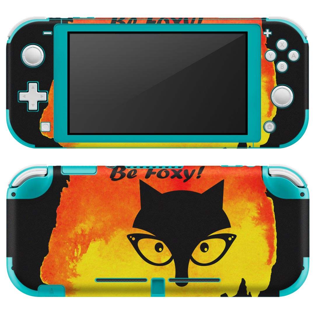 製品名 Nintendo Switch Lite専用 デザインスキンシール セット内容 Nintendo Switch Lite本体用スキンシール（裏表）各1枚 ※液晶側シールは2パーツに分かれていますニンテンドースイッチライト専用です。据え置き機のSwitch本体やJoyコンには対応していません。 商品特徴 3M社製の再剥離性シートを素材に採用し、細かな位置調整がしやすく貼り直しが容易です。また、エアフリーでもありますので気泡が簡単に逃げるので、キレイに貼ることができます。専用の業務プリンターを使い、商品画像と遜色のない美しい印刷仕上がり。 注意事項 画像はサンプルですので、ご覧の環境によっては多少色味に違いを感じる場合がございます。 イメージと違った、モニターと色味が異なるという理由での交換や返金はご対応出来かねます。スキンシールのみの販売で、ニンテンドースイッチ本体などは付属しません。シワができた場合、ドライヤーなどで軽く温め、外側に向けてシワを伸ばすように貼ってください。初回貼付時の位置調整や貼り直しは可能ですが、しっかりと押し付けて接着させた後の再剥離、再利用は保証しておりません。また接着部に油分や汚れが付着しますと角の部分は剥がれやすくなりますので、貼付時はあまり触れないようにご注意ください。無地のセミグロスシートにデザインをプリントした商品で、デコなどの加工はございません。 凹凸や光沢があるように見えたり布地や金属を素材にしたように見える商品もありますが、デザインの図版によるものです。印刷時に微妙な画像のズレが生じる場合がございます。ご注文後に1点1点制作する受注生産品の為、不良品以外のご返品や交換は固くお断りします。 商品発送 完全受注生産のハンドメイド商品となりますので、既製品と比べて発送までお時間を頂いています。 基本的に決済確認後2?3営業日、最大で10営業日での発送となります。繁忙期や休業日明けの場合はさらに時間がかかる場合があります。 その際には別途メールにてご連絡致します。メール便の場合、発送日から到着までに2?4日ほどかかる場合が多く、紛失などの保障もご対応できかねます。あらかじめご了承下さい。