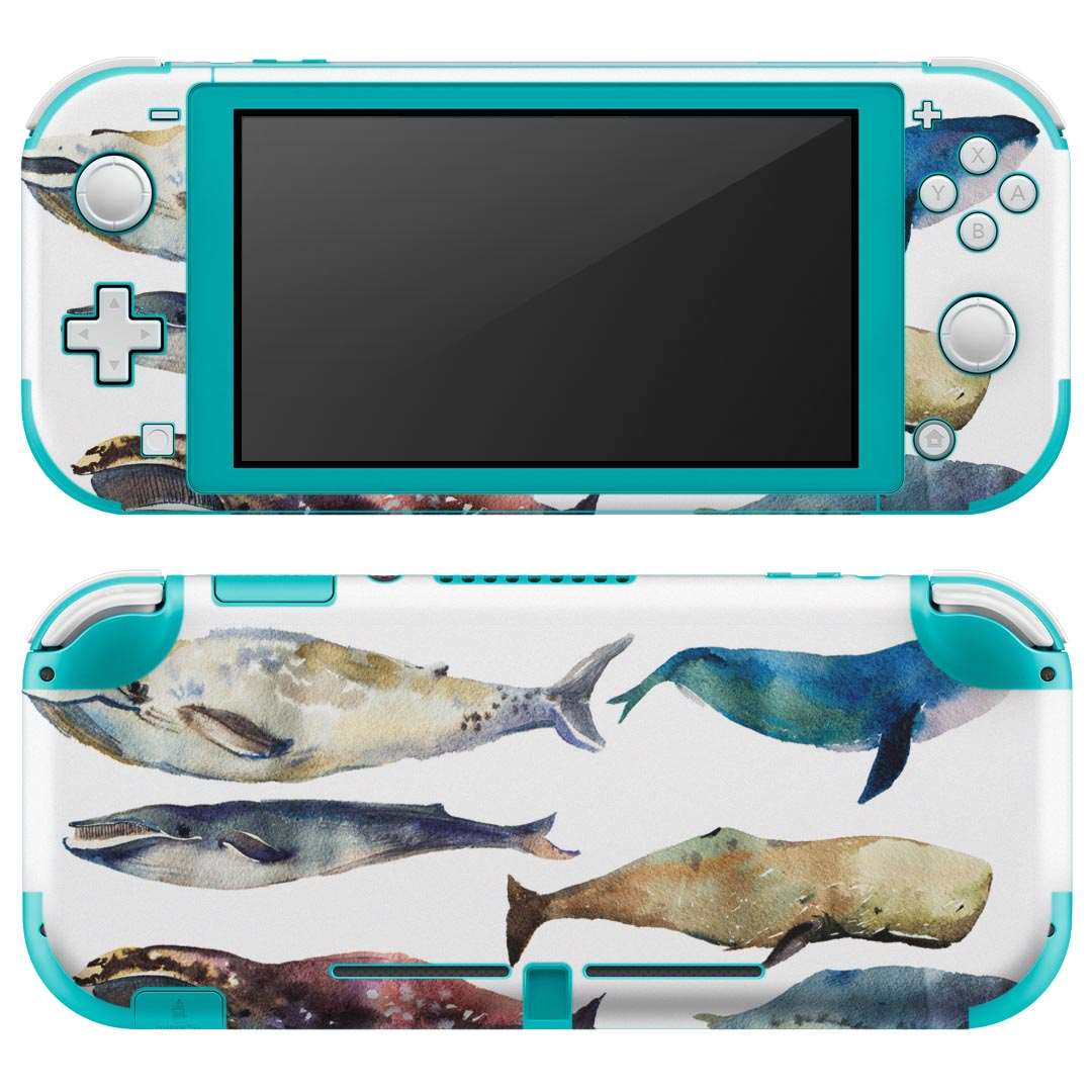 製品名 Nintendo Switch Lite専用 デザインスキンシール セット内容 Nintendo Switch Lite本体用スキンシール（裏表）各1枚 ※液晶側シールは2パーツに分かれていますニンテンドースイッチライト専用です。据え置き機のSwitch本体やJoyコンには対応していません。 商品特徴 3M社製の再剥離性シートを素材に採用し、細かな位置調整がしやすく貼り直しが容易です。また、エアフリーでもありますので気泡が簡単に逃げるので、キレイに貼ることができます。専用の業務プリンターを使い、商品画像と遜色のない美しい印刷仕上がり。 注意事項 画像はサンプルですので、ご覧の環境によっては多少色味に違いを感じる場合がございます。 イメージと違った、モニターと色味が異なるという理由での交換や返金はご対応出来かねます。スキンシールのみの販売で、ニンテンドースイッチ本体などは付属しません。シワができた場合、ドライヤーなどで軽く温め、外側に向けてシワを伸ばすように貼ってください。初回貼付時の位置調整や貼り直しは可能ですが、しっかりと押し付けて接着させた後の再剥離、再利用は保証しておりません。また接着部に油分や汚れが付着しますと角の部分は剥がれやすくなりますので、貼付時はあまり触れないようにご注意ください。無地のセミグロスシートにデザインをプリントした商品で、デコなどの加工はございません。 凹凸や光沢があるように見えたり布地や金属を素材にしたように見える商品もありますが、デザインの図版によるものです。印刷時に微妙な画像のズレが生じる場合がございます。ご注文後に1点1点制作する受注生産品の為、不良品以外のご返品や交換は固くお断りします。 商品発送 完全受注生産のハンドメイド商品となりますので、既製品と比べて発送までお時間を頂いています。 基本的に決済確認後2?3営業日、最大で10営業日での発送となります。繁忙期や休業日明けの場合はさらに時間がかかる場合があります。 その際には別途メールにてご連絡致します。メール便の場合、発送日から到着までに2?4日ほどかかる場合が多く、紛失などの保障もご対応できかねます。あらかじめご了承下さい。