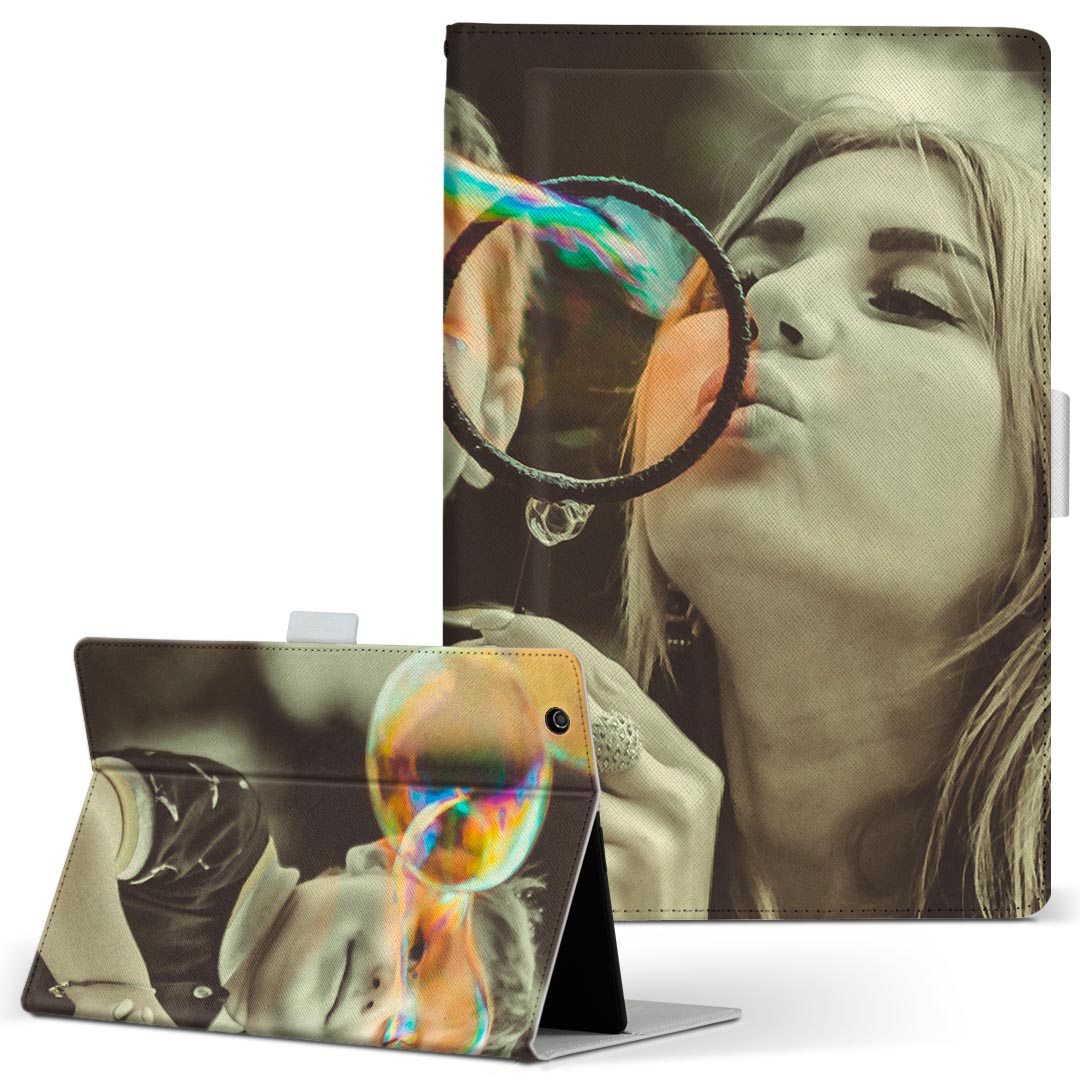 商品特徴・高品質な人工革に継ぎ目のないシームレスな全面デザイン。・業務用の特殊印刷機を使用した高精細プリント。さらにUV加工を施しダメージに強い仕上がり。・動画などの視聴に便利なスタンド機能。・内側に便利なカードスロット＆ロングポケット。・...