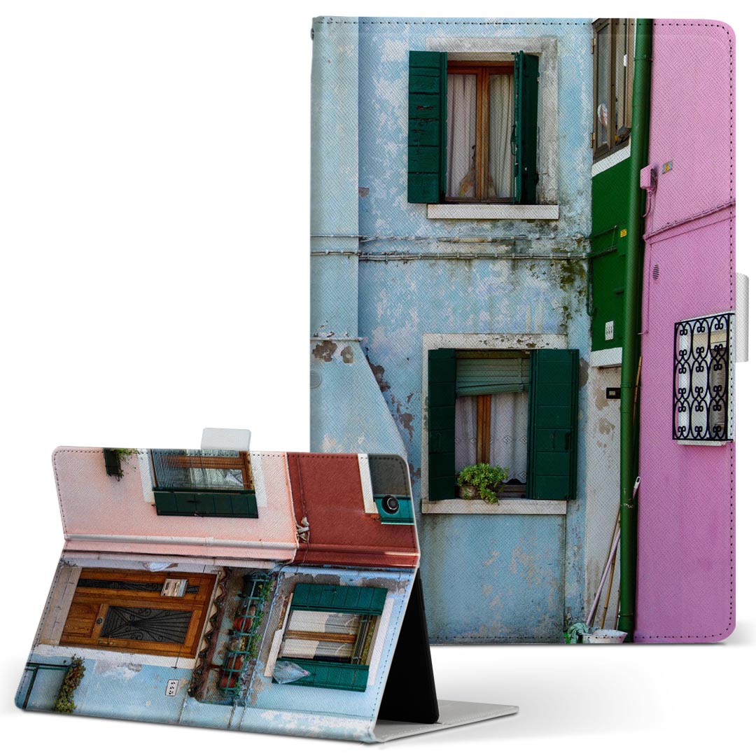 商品特徴・高品質な人工革に継ぎ目のないシームレスな全面デザイン。・業務用の特殊印刷機を使用した高精細プリント。さらにUV加工を施しダメージに強い仕上がり。・動画などの視聴に便利なスタンド機能。・内側に便利なカードスロット＆ロングポケット。・マグネットフリップ機能で開け閉めカンタン。・内側の粘着部に直接端末を貼り付けるだけの簡単装着。繰り返しの付け外しもOK。注意事項商品画像はサンプルイメージですので、お使いのモニターやスマホの液晶によっては多少色味に違いを感じる場合があります。またこちらは白い無地の人工革にデザインをプリントした商品です。商品によっては凹凸や光沢、デコなどの加工があるように見えたり、布地や金属を素材にしたように見える商品もありますが、これらはデザインの図版によるものです。イメージと違った、モニターと色味が異なるなどの理由による交換や返金はご対応できかねます。当店では複数サイズ用意している素材カバーからご注文の機種に一番近いサイズでご用意していますが、お使いのタブレットによっては端末とカバーの間に多少の余白が生じます。ご注文の前に、商品ページに掲載のカバーサイズとお手持ちの端末のサイズを比較・確認してください。こちらはレザーカバー内面の接着部にタブレット端末を直接貼り付けてお使い頂く商品です。レザーカバーのみの販売で、タブレット端末やハードケースは付属しません。ケースを装着したままのスタンド（クレードル）充電やワイヤレス充電（置くだけ充電）は対応していません。商品完成後すぐに発送していますため、印刷・UV加工独特の匂いが残る場合があります。お使い頂くうちに匂いは消えますが、気になる場合は風通しの良い場所に数日置いてください。ご注文後に1点1点制作する受注生産品のため、不良品以外のご返品や交換は固くお断り致します。サイズの選択間違いも保証対象外となりますため、ご注文の際は必ずお使いの端末とご注文のサイズをご確認下さい。発送について迅速な発送のためご入金確認のメールは控えております。発送予定日が分かり次第ご連絡を差し上げますので、こちらを入金確認に替えさせて頂きます。基本的には決済確認後、3〜10営業日前後での発送となります。繁忙期や休業日明けの場合はさらに時間がかかる場合があります。メール便の場合、到着までに2〜4日ほどかかる場合が多く、紛失などの保障もご対応できかねますのでご了承の上お選び下さい。