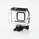 【商品説明】■GoPro HERO9 Black専用防水ハウジングケースです。■JIS保護等級 IPX8相当の防水性を実現します。■防水パッキンとタイトなバックルのロック機構により高い防水性能です。■防水ハウジングケースを装着した状態で水中でシャッター/電源/モードボタンを簡単に操作可能です。■※防水ハウジングケースを装着した状態ではタッチスクリーンは使用できません。■防水ハウジングケースは透明度の高いポリカーボネート製で耐衝撃性にも優れています。■ボタン部分はサビや腐食に強いステンレス素材を採用しています。■レンズ部分には透明度の高い強化ガラスを採用しているので、水中でも鮮明な画像や動画を撮影することが出来ます。【仕様】■対応機種：GoPro HERO9 Black■セット内容：防水ハウジングケース×1、バックルマウント×1、接続ネジ×1■材質：防水ハウジングケース本体：ポリカーボネート・ガラス・ステンレススチール・シリコン・EVA、バックルマウント：ABS・ステンレススチール、接続ネジ：ステンレススチール・ABS■重量：約108g■カラー：クリア【発送予定について】表記の発送予定はあくまで目安です。メーカーの在庫状況によっては、さらにお時間をいただく場合がございます。