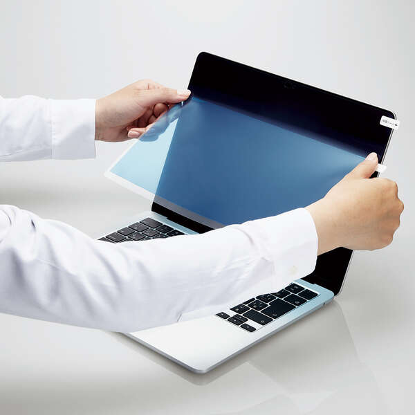 ELECOM�ʥ��쥳��� MacBook Air 13.6����� ��M2 2022�� �� �վ��ݸ�ե���� �֥롼�饤�ȥ��å� �ޥå� ���ࡼ�� �����ɻ� ���� SIAA���� �������쥹 EF-MBA1322FLST