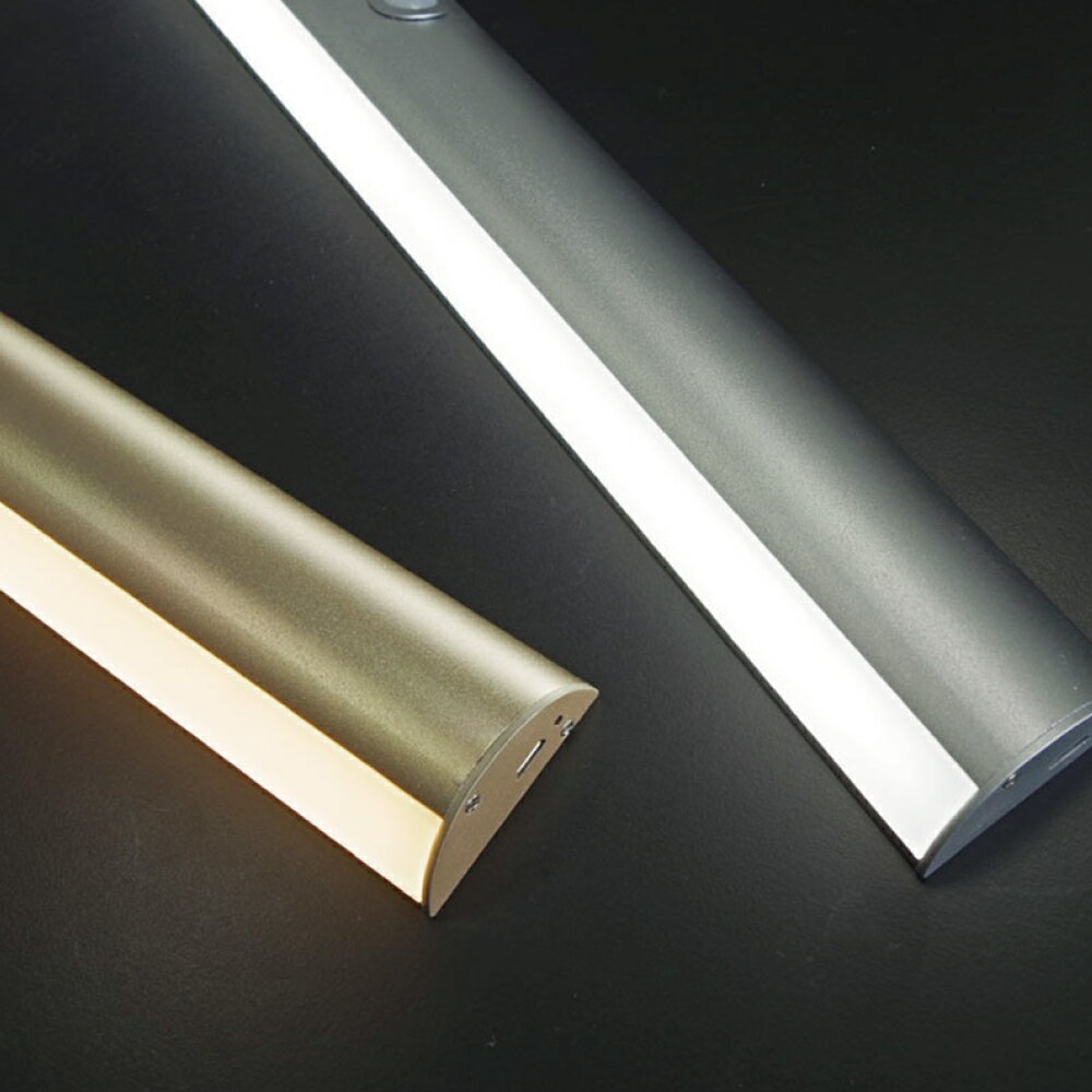 【代金引換不可】【エイ・ベック】 COCOLIGHT バーライト led ledバーライト センサー ライト センサー led センサー 電球 ココライト コードレス コンパクト スタイリッシュ おしゃれ かわいい 壁下 壁際 ベット下 リチウムイオンバッテリー led照明 人気 便利グッズ