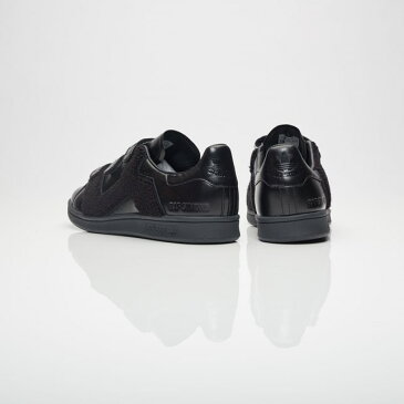 【代金引換不可】 送料無料 Men's メンズ 店舗限定 adidas x Raf Simons RS Stan Smith Comfort Badge Core Black/Core Black/Core Black BB6886 アディダス ラフ シモンズ スタンスミス コンフォート ブラック ラフシモンズ スニーカー 靴 ファッション アパレル