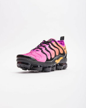送料無料 Women's ウーメンズ 店舗限定 NIKE W AIR VAPORMAX PLUS BLACK/BLACK-FUCHSIA BLAST-RUSH AO4550-004 ナイキ エア ヴェイパーマックス プラス ブラック マルチカラー 靴 スニーカー アパレル ファッション