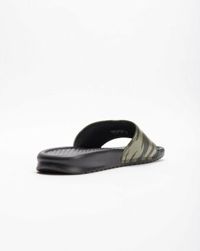 送料無料 Men's メンズ 店舗限定 NIKE BENASSI JDI SEQUOIA/MEDIUM OLIVE-BLACK AQ5060-300 ナイキ べナッシ JDI カモ カモフラージュ オリーブ ブラック サンダル 靴 スニーカー アパレル ファッション