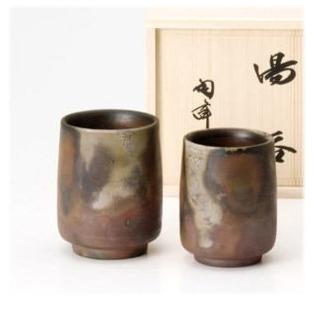 備前焼 陶峰窯 桟切焼 組湯呑 サイズ:(大)径7 x 9.5cm (260ml) (小)径6.5 x 9cm (200ml)