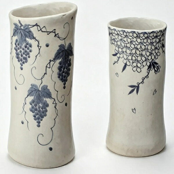 ■サイズ：幅22.0cm×高さ46.0cm ■材質：陶器 生産国　日本：滋賀県甲賀市信楽町（信楽焼産地） ■信楽焼の傘立ては全国的にも人気のある商品です、開店・新築等の贈り物にも最適です。 ■日本六古窯の一つに数えられる信楽焼。 和にも洋にも溶け込む親しみやすいデザインです。 ※手作り品のため、色、形、大きさが微妙に異なることがあります。　