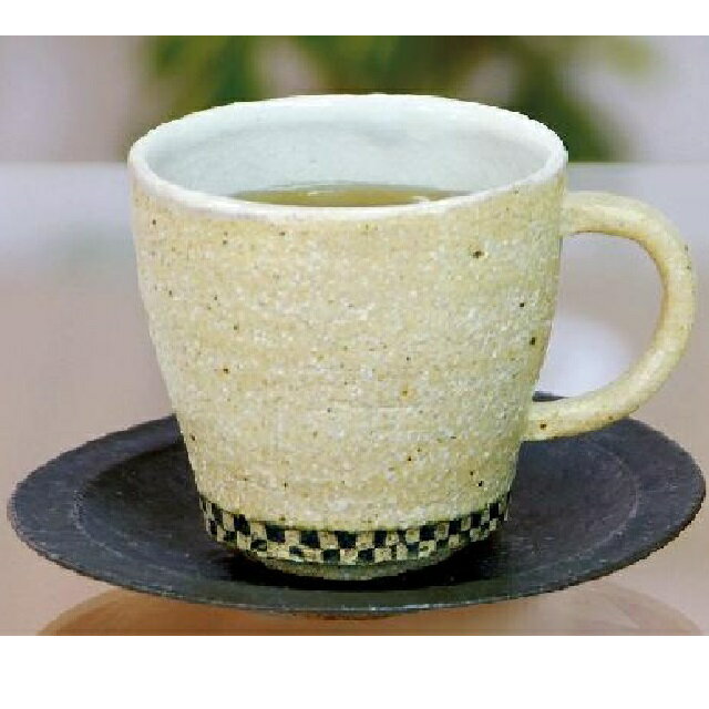 信楽焼 金彩市松コーヒー碗皿