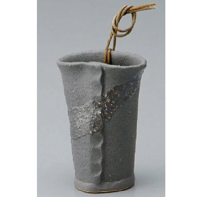 【サイズ】（約）幅8.5×奥行6×高さ11.5 cm(ツルはサイズに含まれません) 【材質】陶器製 生産/日本(滋賀県　信楽) 工芸品のためサイズは多少前後する場合がございます。 色・柄は陶器、焼き物の為、一品一品、画像と異なります、ご了承...