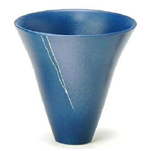 三重県四日市市の萬古焼で作られた花瓶 商品サイズ：直径19cm 高さ19cm 材質： 陶器 原産国 ： 日本（三重） 写真撮影時、照明の都合上、色が多少異なります。商品は石膏型で成形する為、多少の凸凹がございます。手作業による為、色の濃淡や...