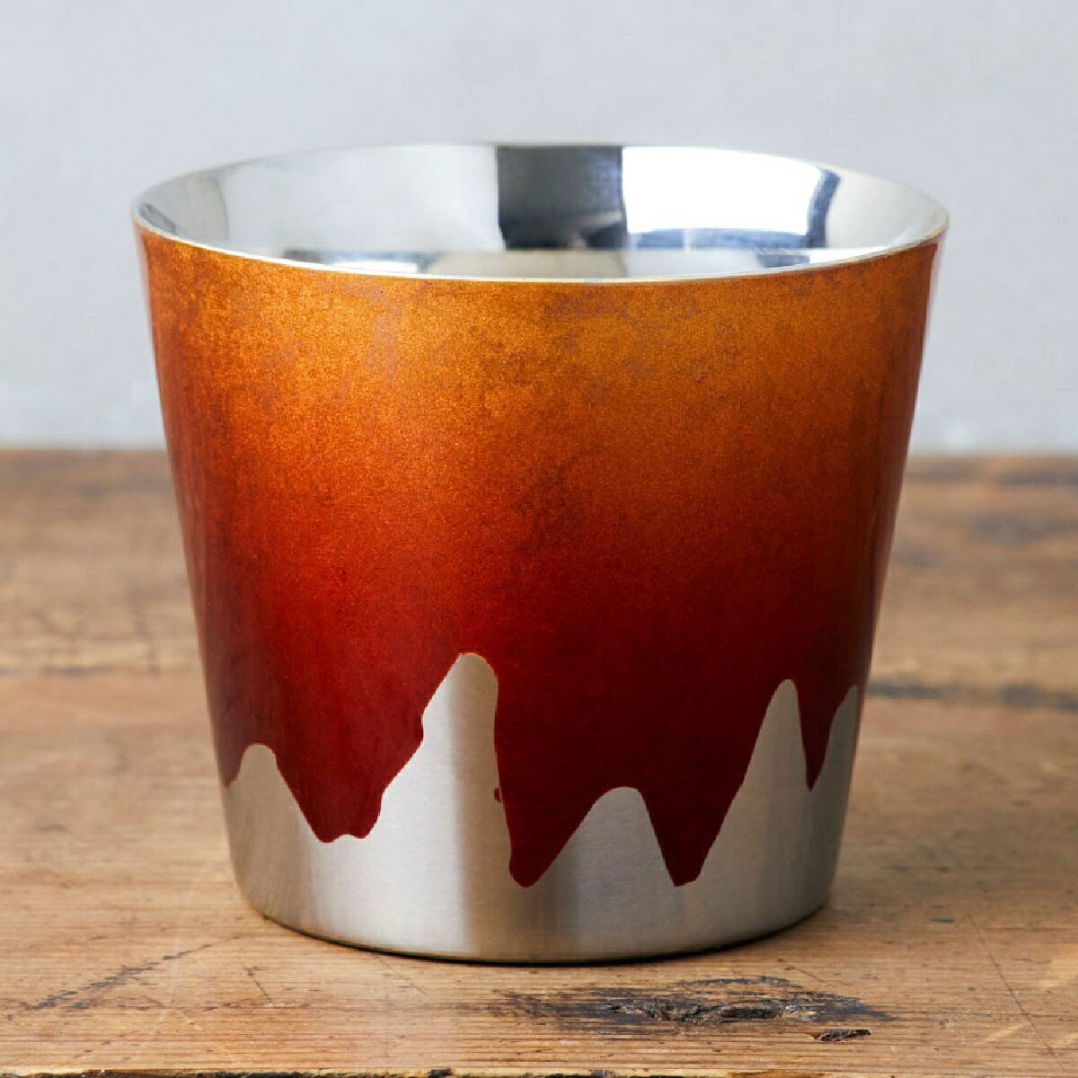 FUJI CUP FUJI RED くつろぎの時間におすすめの上品なカップです。日本の象徴である富士をコンセプトに..