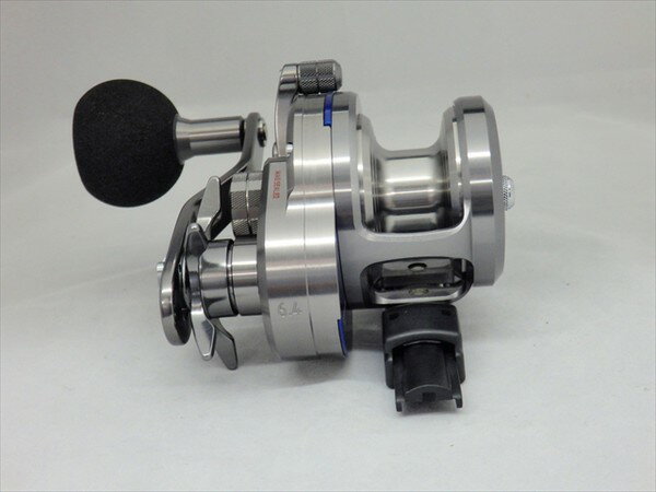 ダイワ ベイトリール ソルティガ 10H (右巻)