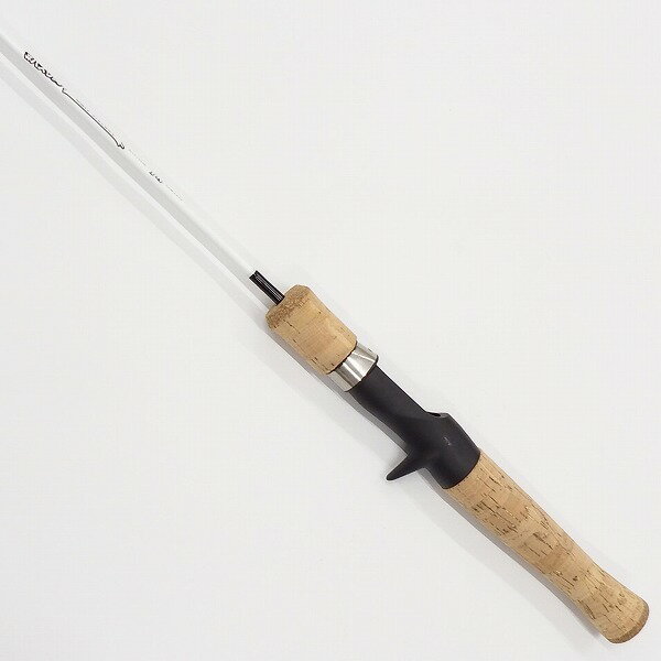 ＃バズり鱒 トラウトロッド 4.0ft ベイト しろくまホワイト 初心者 管理釣り場 ニジマス 竿 カップル ..