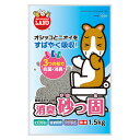 マルカン トイレ砂 小動物 国産 抗菌 オシッコとニオイをすばやく吸収！ 高温加熱殺菌処理をしたグレーの粒が、オシッコとニオイをすばやく吸収して固まります。 3つの粒で抗菌＆消臭！ オシッコで固まった部分を取り除き、同量を補充するだけ。お手入れ簡単、経済的です。 くずれにくい粒でホコリが少ない。 ●材質 砂粒・ベントナイト・消臭剤・抗菌剤・ハーブ ●対象動物 リス・ハムスターなどの小動物 ●原産国または製造地 日本 ●諸注意 ペット飼育用品ですので、それ以外には使用しないでください。 あす楽対象商品に関するご案内 あす楽対象商品・対象地域に該当する場合はあす楽マークがご注文カゴ近くに表示されます。 詳細は注文カゴ近くにございます【配送方法と送料・あす楽利用条件を見る】よりご確認ください。 あす楽可能なお支払方法は【クレジットカード、代金引換、全額ポイント支払い】のみとなります。 下記の場合はあす楽対象外となります。 15点以上ご購入いただいた場合 時間指定がある場合 ご注文時備考欄にご記入がある場合 決済処理にお時間を頂戴する場合 郵便番号や住所に誤りがある場合 あす楽対象外の商品とご一緒にご注文いただいた場合マルカン トイレ砂 小動物 国産 抗菌