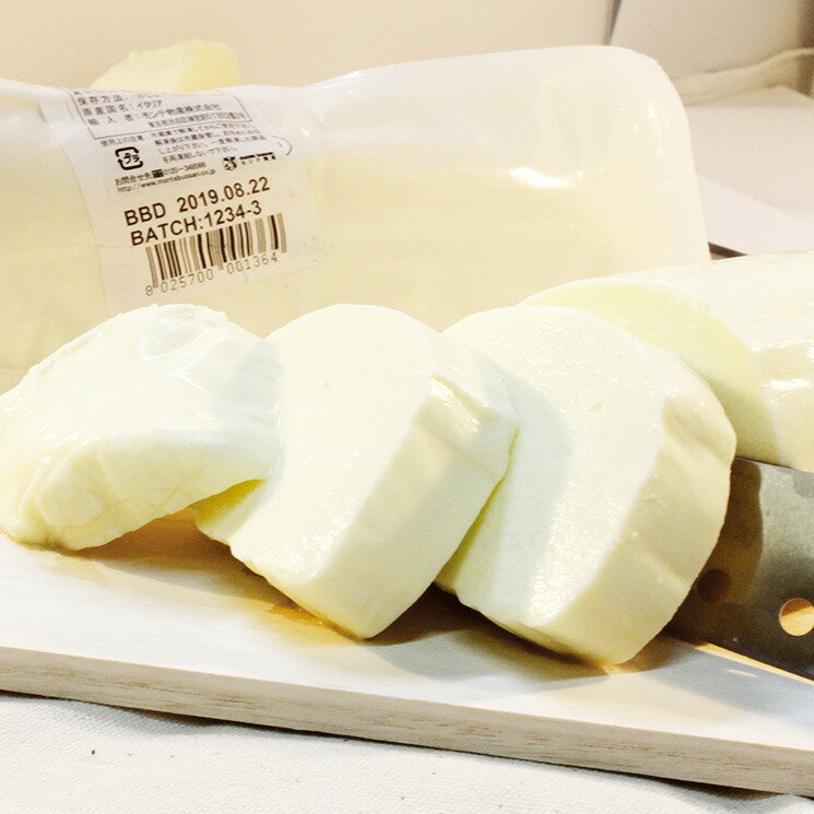 明治 meiji ナチュラルチーズ 100g 北海道十勝生モッツァレラチーズ フレッシュタイプ【この商品は冷蔵便の為、追加送料330円が掛かります】