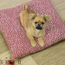 【割引クーポン配布中】愛犬用愛猫用ベッド 唐草座布団 S 47×43cm 赤 小型犬 和風 和柄 ねこにも ベッド クッション 帝塚山ハウンドカム