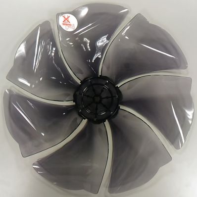 シャープ[SHARP] 【2142770153】 扇風機用 羽根（214 277 0153） 【純正品】【適合本体品番】PJ-E3DS-W、PJ-F3DS-W、PJ-G3DS-W、PJ-H3DS-W【適合本体品番を必ずご確認ください】部品ご購入の際には、お手持ちの本体品番と適合するか、必ずご確認をお願いいたします。同じ部品のように見えても、適合しない場合は取り付けできません。またお取り寄せ品のため、返品、交換もできません。本体の故障の原因になります。【本体適合の調べ方】1．お手持ちの本体の取扱説明書を見る。2．商品名の適合品番にお手持ちの本体があるか、確認する。3．メーカーに確認する。4．弊社にお問い合わせいただく（2〜3営業日ほどお時間いただきます。本体品番をお知らせください）ご不在時の商品配達のご連絡のため、電話番号はなるべく携帯電話の番号を入力してください。