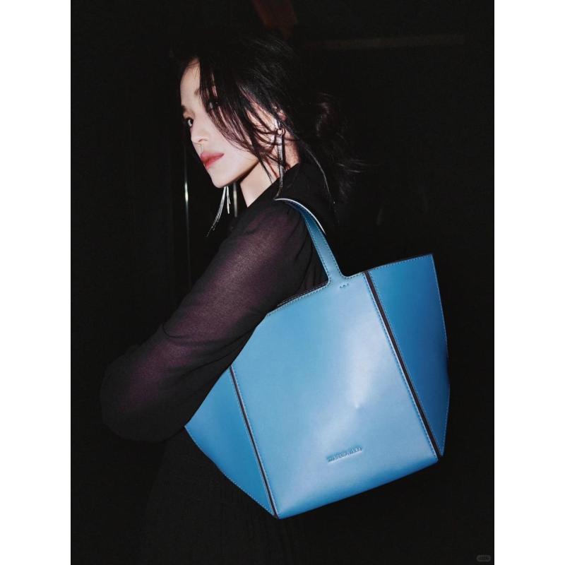 シルバー ロングタッセル イヤリング ピアス 上品 エレガント おしゃれ パーティー オフィス ビジネス 秋冬