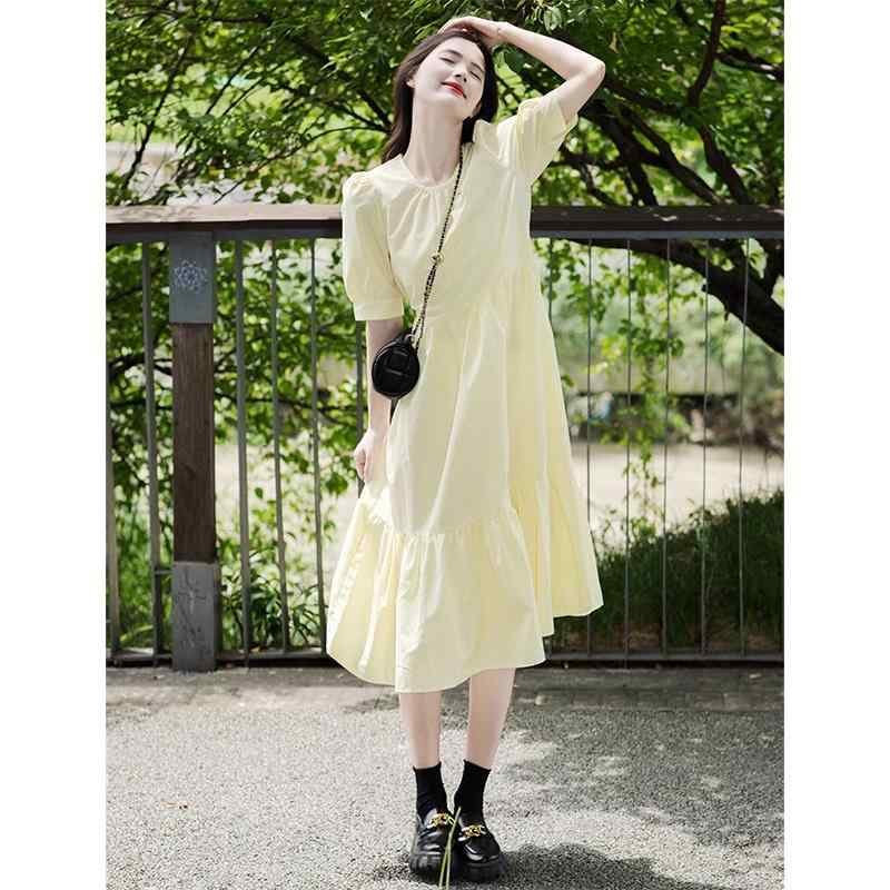 妊婦用 マタニティ ワンピース ドレス 夏 フレンチ エレガント フェミニン クリーム色 パフスリーブ Aライン 若見え ミディ丈