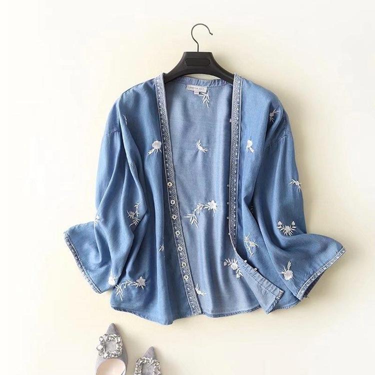 欧米風 カジュアル スタイル テンセル デニム シャツ ブラウス 夏物 女性 レディース 薄手 薄地 ゆったり リラックスフィット 大きいサイズ ビッグサイズ 体型カバー 重厚な刺繍 凝った刺繍 エレガント 羽織り カーディガン アウター ジャケット(4)