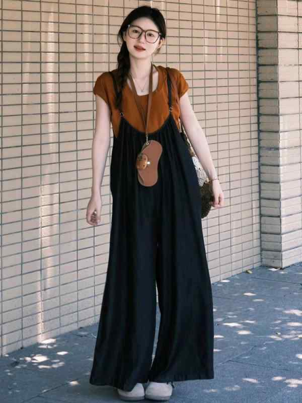 夏物 ファッション トレンド 上品 高級感 溢れる エレガント ゆったり リラックス ワイドレッグ サロペット オールインワン レディース 女性用
