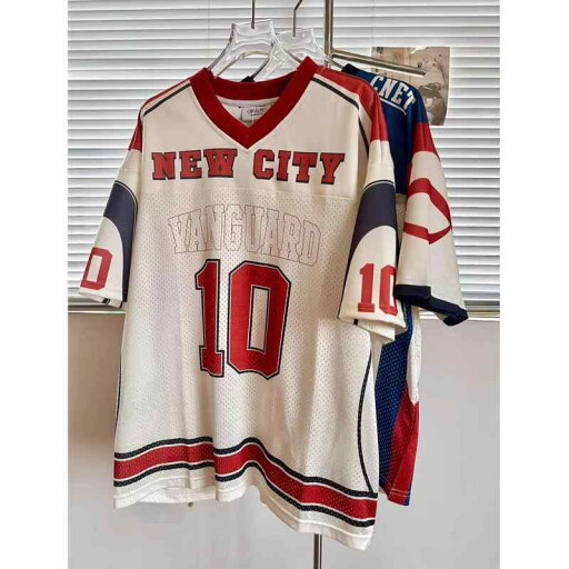 アメリカン レトロ バイカラー 切り替え デザイン プリント 半袖 Tシャツ 男女兼用 夏物 Vネック メッシュ 速乾性 トップス スポーツウェア おしゃれな ゲームシャツ アメリカン レトロ バイカラー 切り替え デザイン プリント 半袖 Tシャツ 男女兼用 夏物 Vネック メッシュ 速乾性 トップス スポーツウェア おしゃれな ゲームシャツ