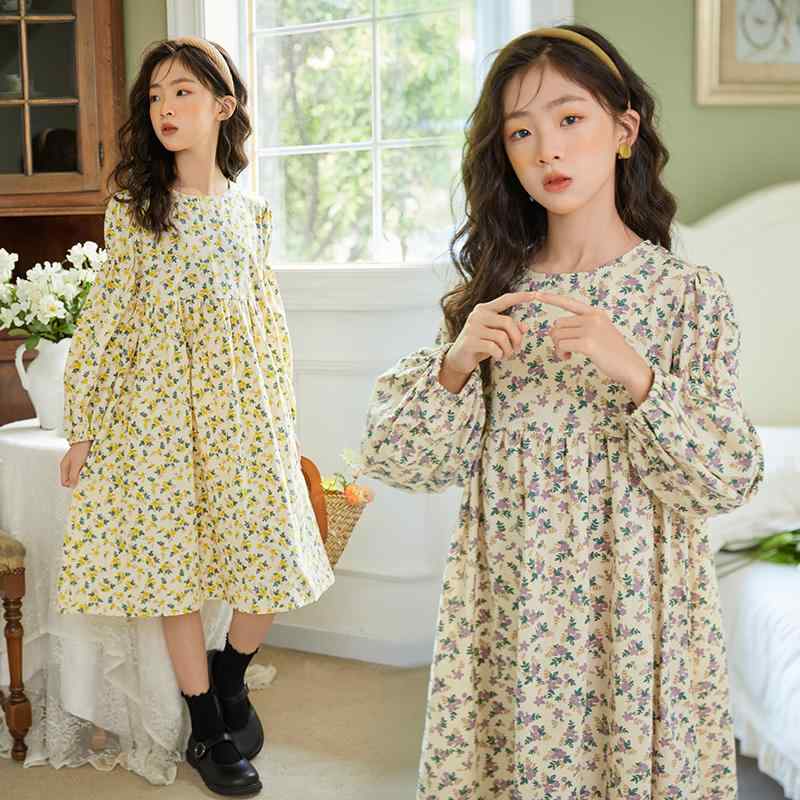 韓国 女児 ガールズ 女の子 春 秋物 新作 おしゃれ 上品 エレガント 森ガール系 スイート 甘め フェミニン 小花柄 フローラル ロング丈 長袖 子供 キッズ プリンセスドレス お姫様ワンピース