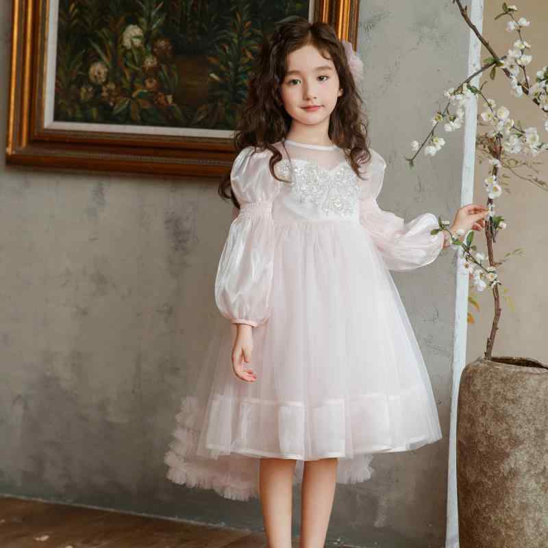 女の子 プリンセスドレス お姫様ドレス 高級 上質 ロングトレーン 蝶々 バタフライ フェアリー 妖精 誕生日 バースデー パーティー 発表会 演奏会 ふわふわ ボリューム チュール ワンピース 春物