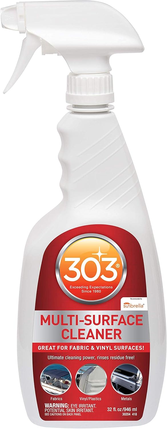 303Products ■303 マリンサーフェースクリーナー ■容量：32oz (約946ml) 様々な表面を効果的に洗浄。残留物や刺激の強い化学薬品を残さず汚れのない状態に仕上げます。 　マルチサーフェスクリーナーは船首から船尾まで、いろいろな場所にこれ1本で対応 　様々な種類の椅子の張りやビニールに使用でき、海水や砂によるしつこい汚れに対応するように設計された強力な洗浄剤 　染み込んだシミ汚れに強く、変色した表面がよみがえる 　マリンファブリックガードと組み合わせるとより強力に保護 　防水性のすべての布地に使用でき、デリケートな布地も洗浄できます 　ステンレスとクロム部品等ボートの内装や食べ物や飲み物の跡をきれいに 　ビニール、ゴム、プラスチック のカバーの汚れや水垢を落とす 　金属、アルミニウム、籐など家具のお手入れにも独自の処方ですすぎ残しが残らない -- 注意事項・必ずお読みください -- ■こちらの商品はメーカー取り寄せ商品です。メーカーでの長期欠品や生産終了などがあった場合は、ご注文をキャンセルさせて頂く場合がございます。お急ぎの方はご注文の前に在庫・納期の確認をお願いいたします。 ■画像はイメージです。安全性、機能性向上のために予告なく仕様変更される場合がございます。不良品以外の交換、返品はお受けできかねます。ご理解の上お買い求めください。 ■代金引換払いはご利用いただけません。代引でご注文頂いた場合は、キャンセルとさせて頂きますのでご了承ください。 ■北海道、沖縄、離島へは発送出来ませんでのご了承ください。ご注文の場合はキャンセルとさせて頂きます。 ■ご注文後お客様都合によるキャンセルは出来かねます。ご了承ください。